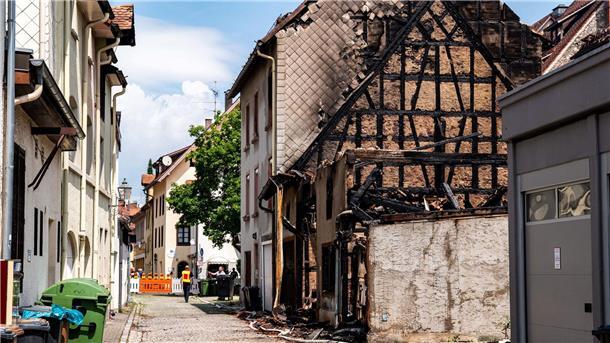 Altstadtbrand: Ursachensuche in Villingen-Schwenningen läuft Es ist noch unklar, wie der Großbrand in der Innenstadt von Villingen ausbrechen konnte.