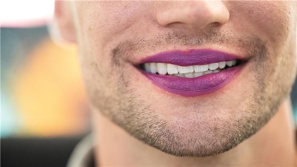 Mr. Lipstick: „Männer sollten mehr Lippenstift tragen“ Es muss nicht immer Rot sein.