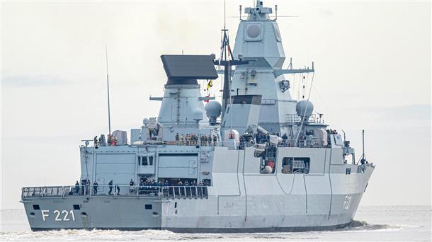 Fregatte „Hessen“ - Besatzung „wie im Lehrbuch vorgegangen“ Es war der erste scharfe Waffeneinsatz der Deutschen Marine in dem am Freitag begonnenen Einsatz.
