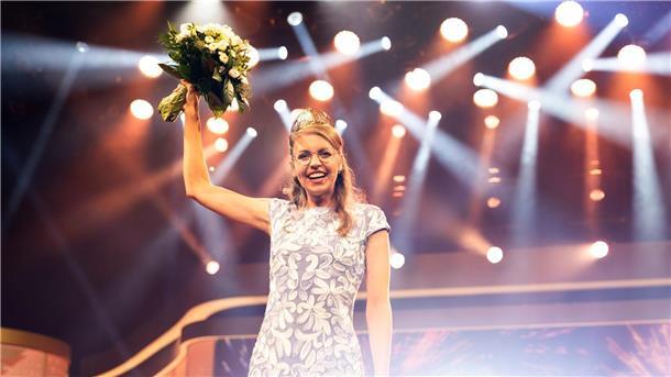 „Pure Freude“: Eva Brockmann ist neue Deutsche Weinkönigin Eva Brockmann ist die 75. Deutsche Weinkönigin.