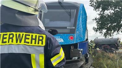 Eine Unfallstelle: Traktor wurde von Zu erfasst