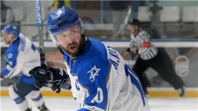 Ex-Pinguins-Verteidiger Michail Kozhevnikov ist mittlerweile Kapitän der israelischen Eishockey-Nationalmannschaft.