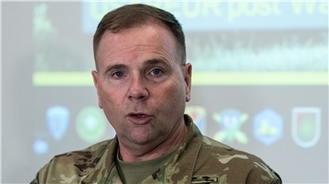 Ex-US-General Ben Hodges: „Die Russen müssen verlieren – sonst versuchen sie es in zwei oder drei Jahren wieder“.