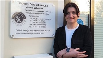 Fachärztin Viktoria Schneider hat ihre neue Braker Praxis am Schrabberdeich eröffnet. Sie ist die einzige praktizierende Fachärztin mit Kassenzulassung in der Wesermarsch.