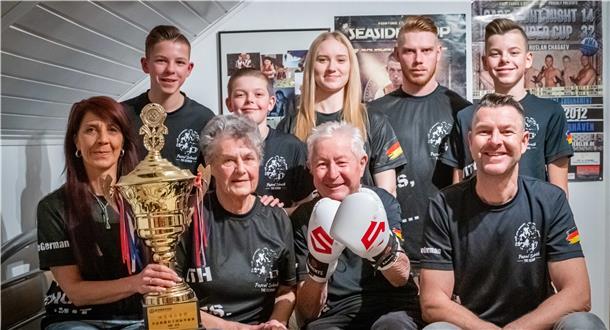 Familie Schroth aus Spaden fiebert mit Pascal mit und drückt die Daumen.