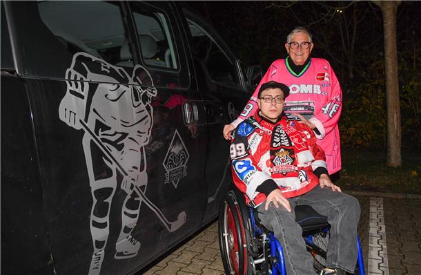 Fans aus Nord und Süd sind voller Vorfreude auf das DEL-Duell der Fischtown Ping...