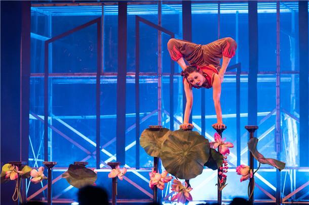 Fantasievoll und ausdrucksstark: Yaoyao Guo mit ihrer beeindruckenden Handstandn...