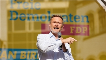 FDP-Chef Christian Lindner gab bei der Abschlusswahlveranstaltung seiner Partei noch einmal alles - vergeblich. Die Liberalen sind die großen Ampel-Verlierer der Niedersachsen-Wahl.