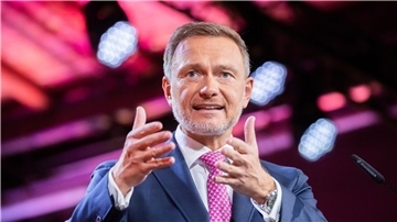 FDP-Chef Christian Lindner spricht beim Bundesparteitag der Liberalen.