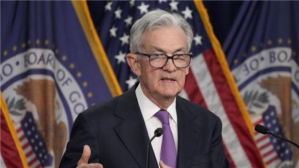 US-Notenbank lässt Leitzins unverändert Fed-Chef Jerome Powell hat immer wieder deutlich gemacht, den Leitzins solange anzuheben oder auf einem hohen Niveau zu belassen, bis die Inflation im Griff ist.