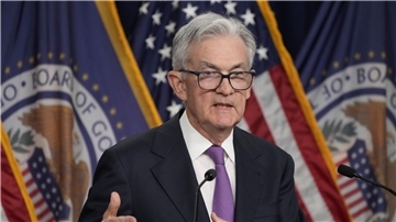 Fed-Chef Jerome Powell hat immer wieder deutlich gemacht, den Leitzins solange anzuheben oder auf einem hohen Niveau zu belassen, bis die Inflation im Griff ist.