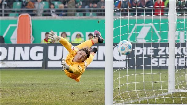 Torwart Grill wechselt von Braunschweig nach Fürth Fehlt erstmal verletzt: Lennart Grill.