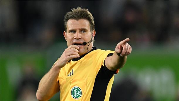 Rekordschiedsrichter Brych beendet Karriere Felix Brych: „Als Sportler spürt man, wenn es zu Ende geht.“