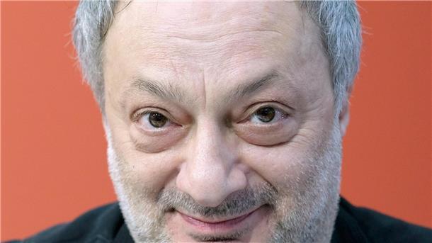 Feridun Zaimoglus Held in seinem Roman „Bewältigung“ ist ein scheiternder Schriftsteller, dem es nicht gelingt, ein Buch über Adolf Hitler zu schreiben.