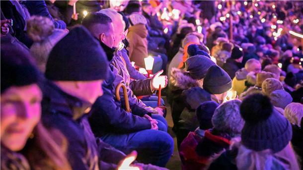 Festliche Stimmung verspricht das Weihnachtssingen im Nordseestadion.