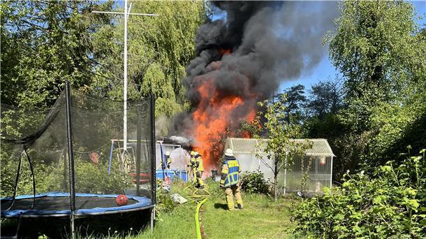 Feuer Gartenbude