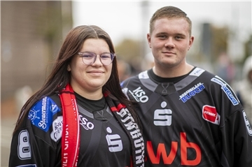 Fischtown-Fans voller Vorfreude vor dem Spiel gegen Dresden