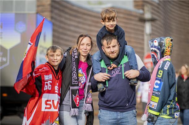 Fischtown-Fans voller Vorfreude vor dem Spiel gegen Dresden