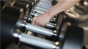 Fitnessstudios bieten häufig Abos an.