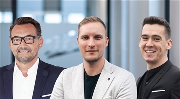 Geschäftsführer Andreas Janetzko (links) und Max Sommershof (Mitte) sowie Felix Kaiser, Leiter Operatives Geschäft von der L.I.T. Speed GmbH