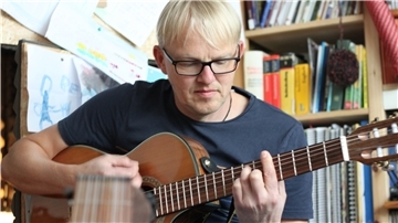 Florian Müller aus Hepstedt macht sich auf seiner dritten CD für die Rechte von Kindern stark. Passend zum Weltkindertag am 20. September erscheint das neue Album.