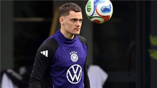 Florian Wirtz mit seinem Lieblingsspielzeug. 