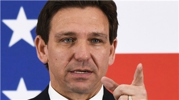 Floridas Gouverneur Ron DeSantis gilt als möglicher parteiinterner Konkurrent von Trump bei den US-Republikanern im Rennen um die Präsidentschaftskandidatur.