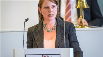 Fraktionsvorsitzende Julia Tiedemann (Bündnis Deutschland) warb um Stimmen.