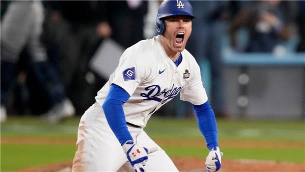 Dodgers-Spieler schreibt Baseball-Geschichte Freddie Freeman jubelt über seinen Homerun.