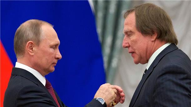 Prozess um Millionen auf Gazprombank-Konto von Putin-Freund Freundschaftlich verbunden: Wladimir Putin und Sergej Roldugin. (Archivbild aus dem Jahr 2016)