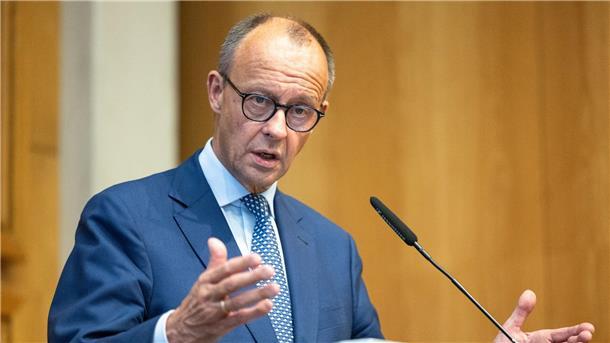 Migrationspolitik: Union sieht Ball bei Scholz Friedrich Merz (CDU) ist skeptisch, ob es noch zu einem Schulterschluss mit Bundeskanzler Olaf Scholz (SPD) in Form eines Deutschlandpakts beim Thema Migration kommen wird.