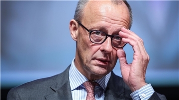Friedrich Merz spricht auf dem CDU-Landesparteitag Sachsen-Anhalts.