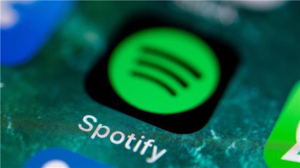 Spotify mit deutlich mehr Nutzern Für das laufende Quartal peilt Spotify nun 530 Millionen Nutzer insgesamt und 217 Millionen zahlende Kunden an.