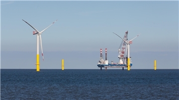 Für den Ausbau der Offshore-Windenergie braucht Bremerhaven dringend einen Hafen an der Weser, so Oberbürgermeister Melf Grantz.