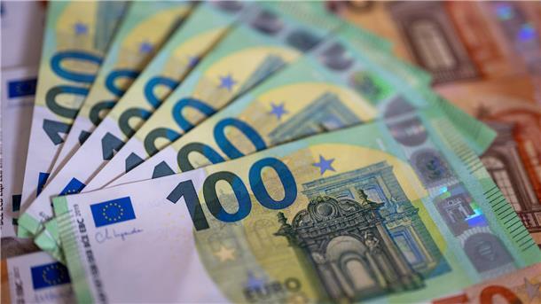 Mehrere 100-Euro-Scheine