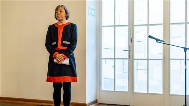 „Für die Menschen, die hier an der Arbeit sind, stehe ich. Ihnen will ich nicht mit Schlagzeilen durch einen Verbleib im Amt schaden“: Annette Kurschus.