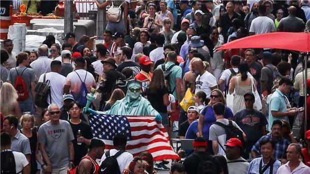 Trump will bestimmte Migranten bei Volkszählung ausschließen Für die Volkszählung in den USA ist es eigentlich unerheblich, ob die erfassten Personen US-Staatsbürger sind oder welchen Aufenthaltsstatus sie haben. (Archivbild)