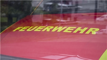 Für drei Menschen kam die Hilfe der Brandbekämpfer in der Nacht zu Samstag in Bremen-Osterholz leider zu spät. (Symbolbild)