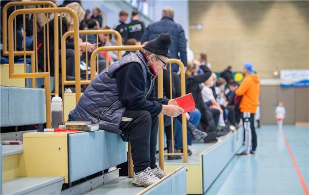 Für Eltern und Großeltern steht der Höhepunkt des diesjährigen Elbe-Weser-Cups a...
