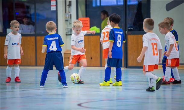 Für Eltern und Großeltern steht der Höhepunkt des diesjährigen Elbe-Weser-Cups a...