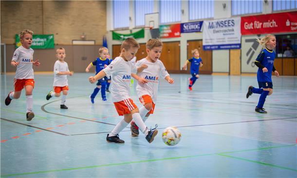 Für Eltern und Großeltern steht der Höhepunkt des diesjährigen Elbe-Weser-Cups a...