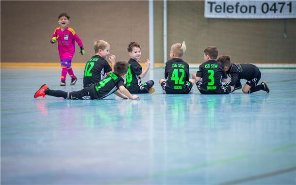 Für Eltern und Großeltern steht der Höhepunkt des diesjährigen Elbe-Weser-Cups a...
