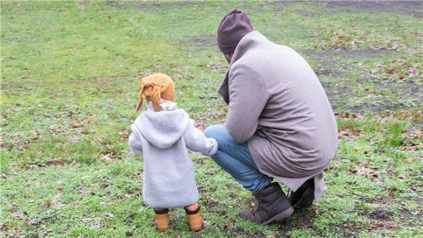 Für Geburten seit dem 1. April gelten geänderte Einkommensgrenzen.