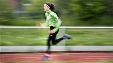 Für Leonie Wellbrock vom TSV Wehdel gehören Übungen aus dem Lauf-ABC zu jeder Trainingseinheit. Doch auch Freizeit-Jogger sollten sie in ihre Läufe einbinden, um Verletzungen vorzubeugen.