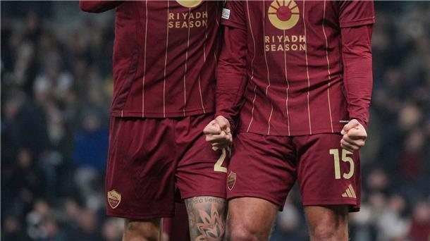 Für Mats Hummels (rechts) war das Tor gegen Tottenham eine Befreiung.