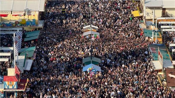 Wiesn viel zu voll - Kritik am Sicherheitskonzept Für Menschen mit Platzangst kein Wohlfühlort: Das Münchner Oktoberfest.
