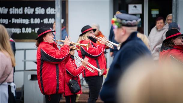 Für musikalische Unterhaltung sorgte der Musikzug Burgdorf Ovelgönne.