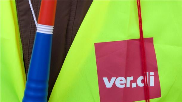 Für Proteste ist eigentlich die Gewerkschaft Verdi zuständig. Nun richtet sich der Unmut der Hafenarbeiter in Form einer Online-Petition gegen die Gewerkschaft.