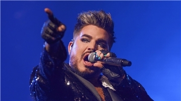 Für sein neues Album „High Drama“ hat  Adam Lambert Coverversionen von Liedern unterschiedlicher Künstler und Epochen aufgenommen.