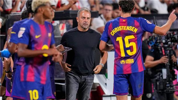 Barça-Rückkehr ins renovierte Stadion - aber nur zum Üben Für Trainer Hansi Flick wird die Rückkehr von Barça ins Camp Nou eine Premiere - er kam erst während des langjährigen Umbaus nach Barcelona.